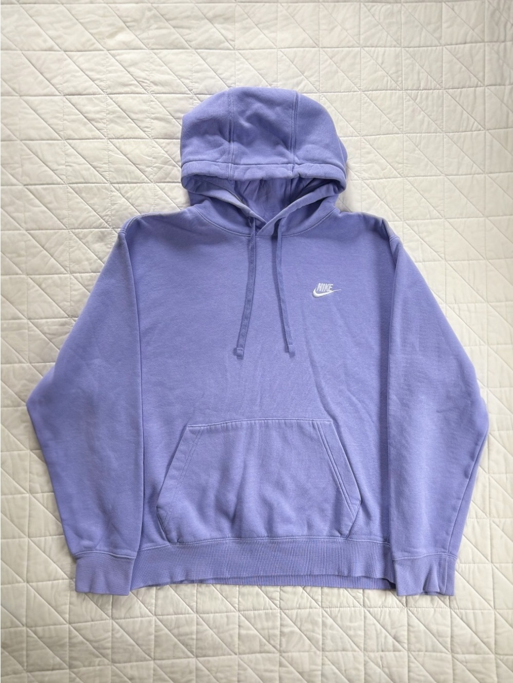 Nike Club Fleece Lavender Hoodie - Soft Pullover Sweatshirt - Unisex Size Large